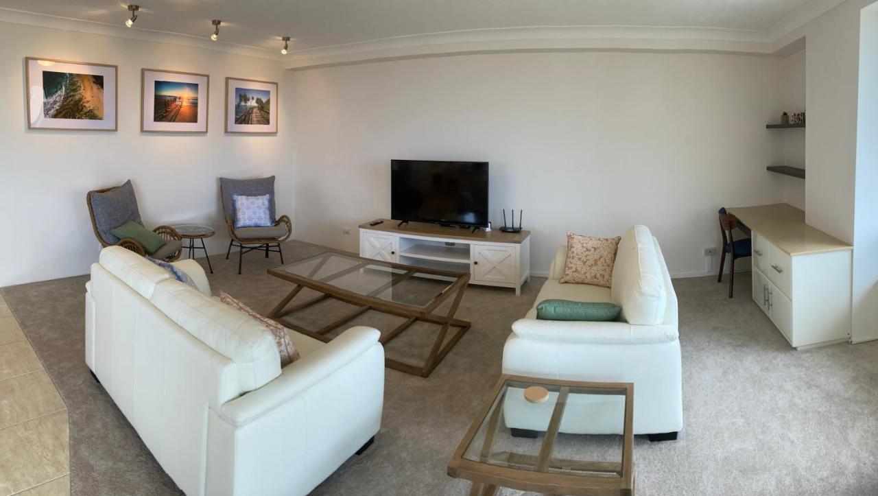 Burgess @ Kings Beach Apartments Калундра Екстериор снимка