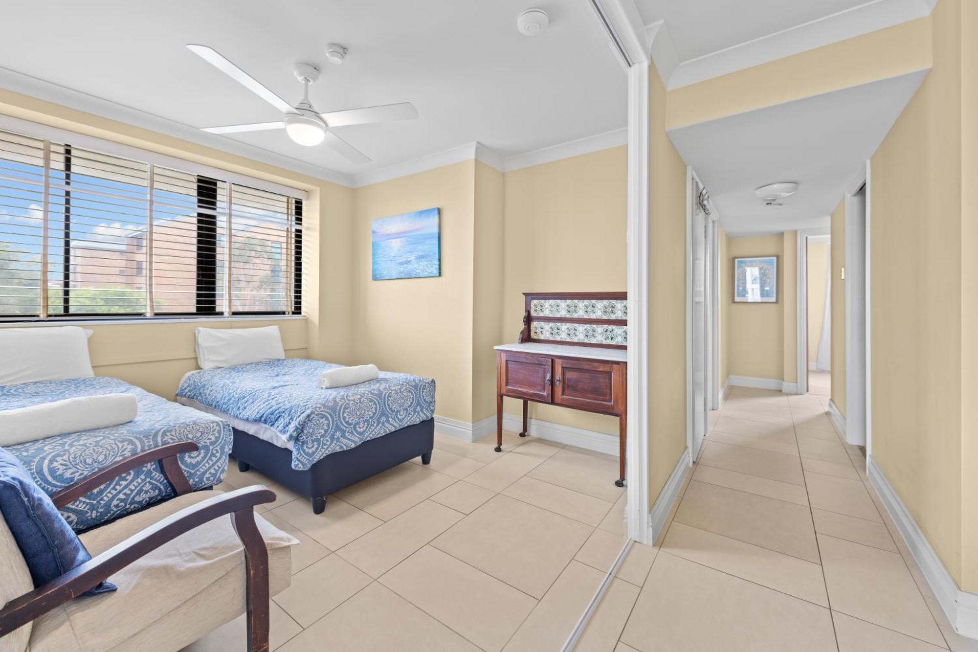 Burgess @ Kings Beach Apartments Калундра Екстериор снимка