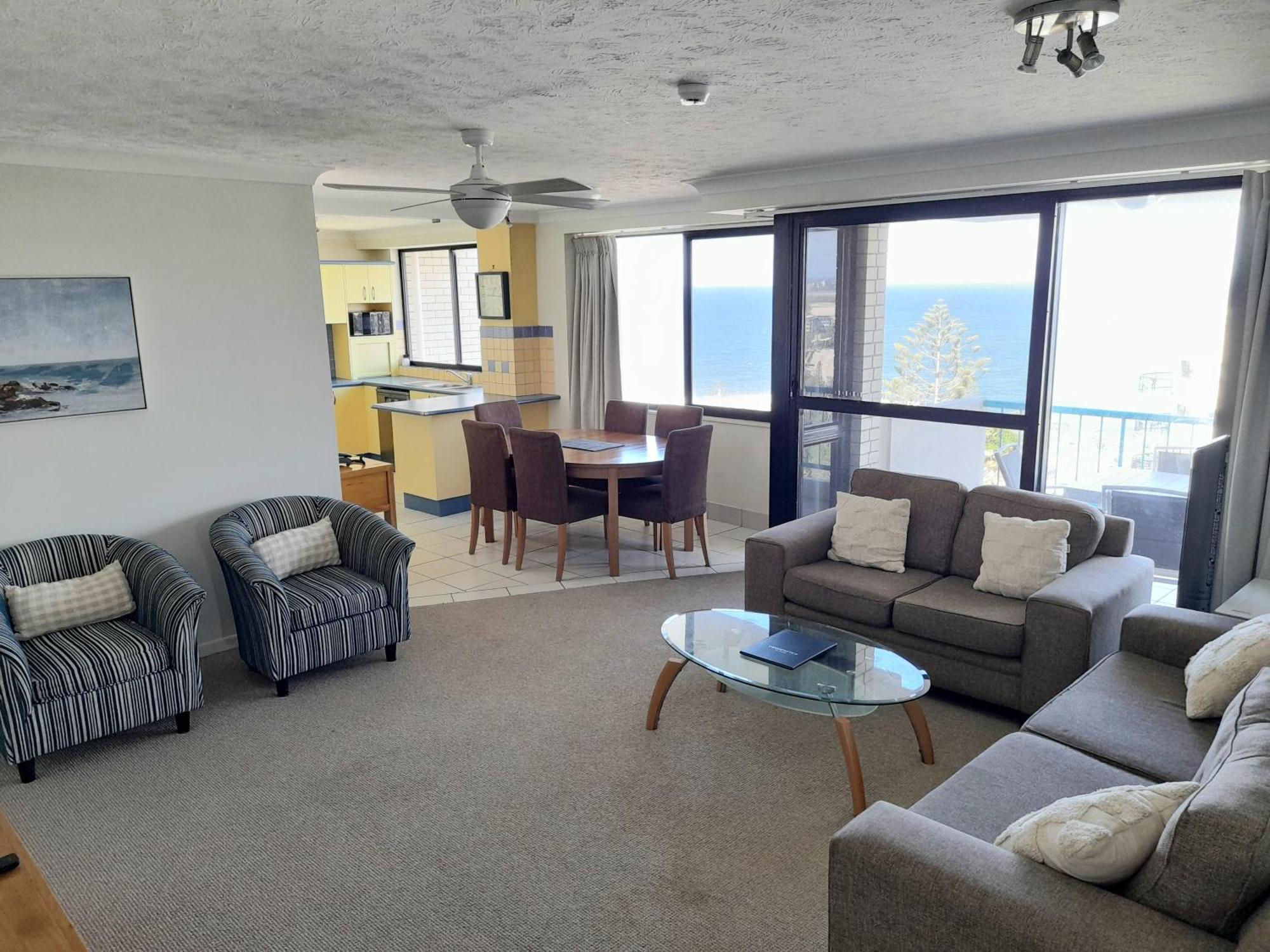 Burgess @ Kings Beach Apartments Калундра Екстериор снимка
