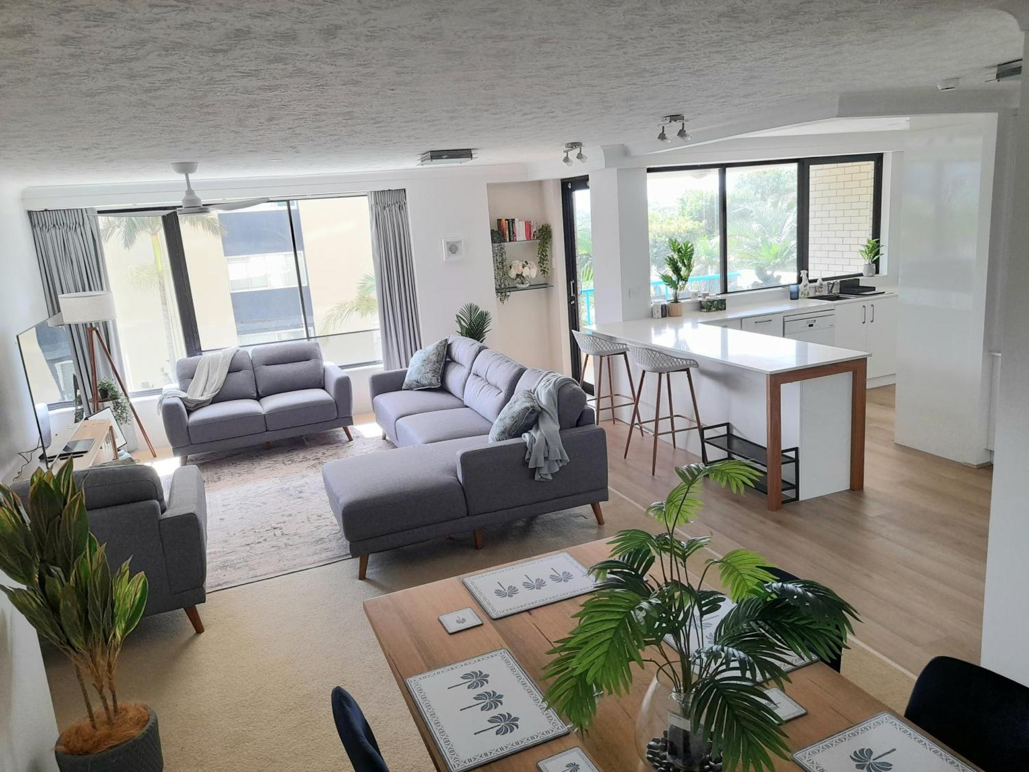 Burgess @ Kings Beach Apartments Калундра Екстериор снимка